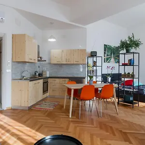 Casa Mazzini Pensión