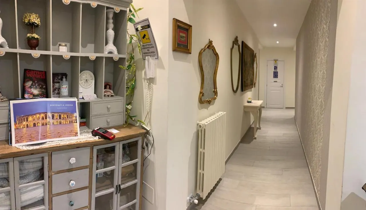 Guest house New Verona Business And Fun G B Rossi Friendly Hotel