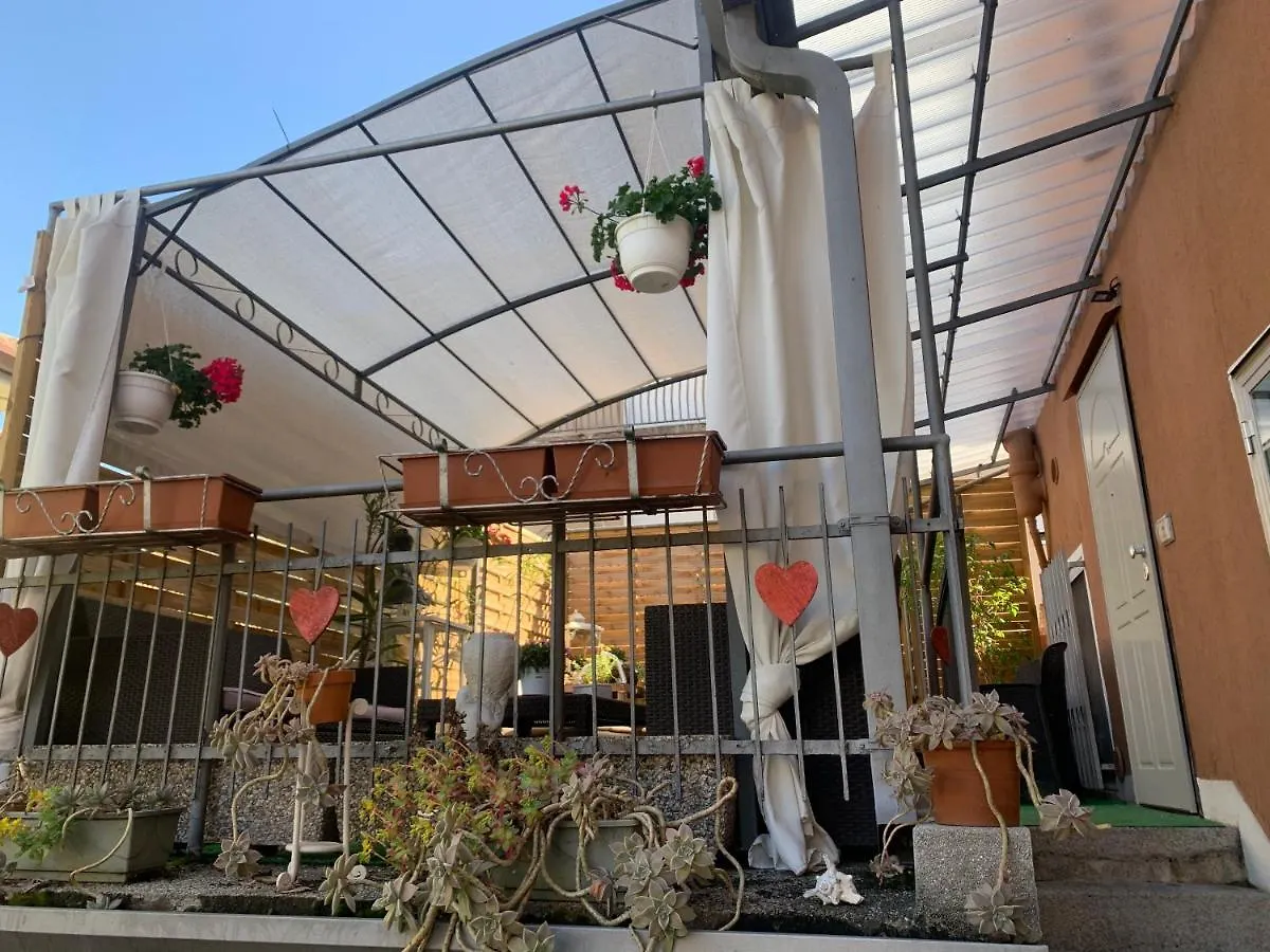 Pensionat New Verona Business And Fun G B Rossi Friendly Hotell