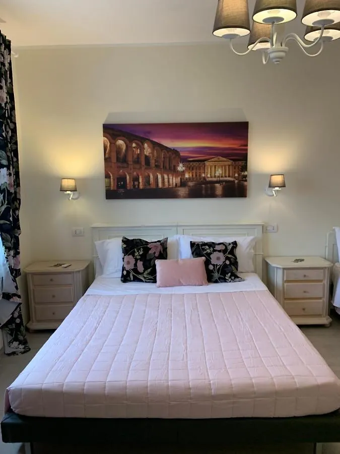Guest house New Verona Business And Fun G B Rossi Friendly Hotel